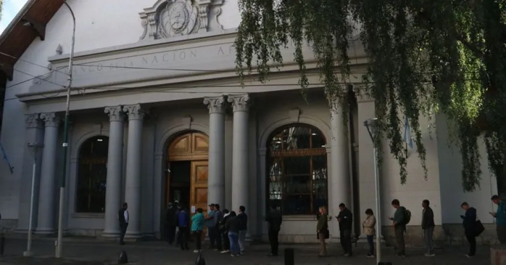 Estallaron las estafas en Bariloche: ¿Cómo detectarlas y qué hacer en caso de ser víctima?