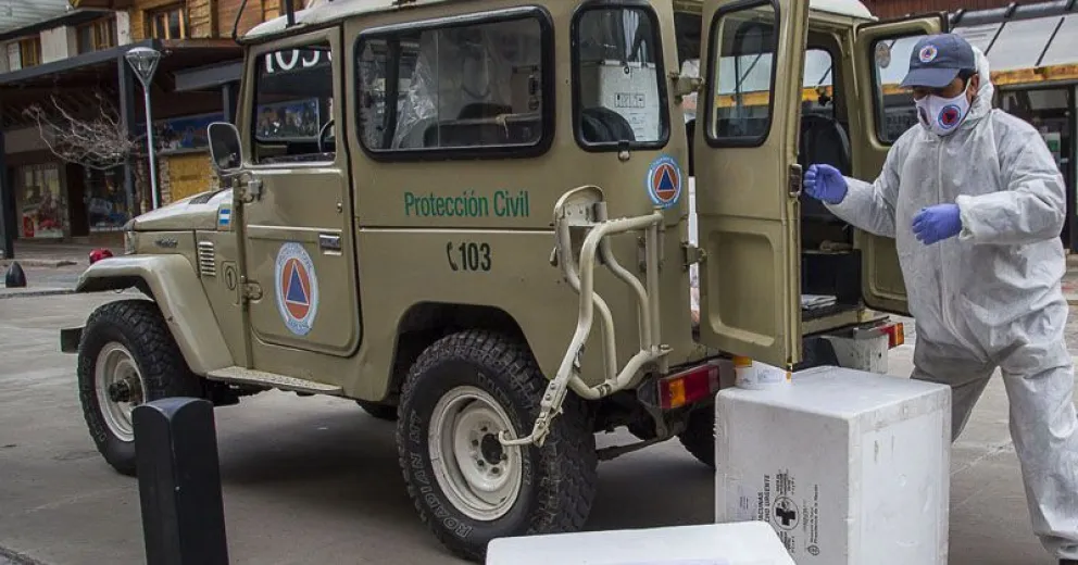 Las juntadas dispararon los contagios en Bariloche y cada paciente deja 20 aislados