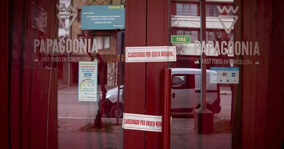 Clausuraron un local en el que se festejó un cumpleaños y luego hubo personas con síntomas de coronavirus