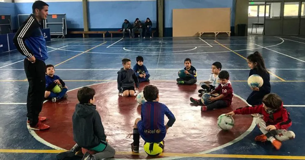 Las inferiores del Deportivo Angostura  volvieron a las prácticas