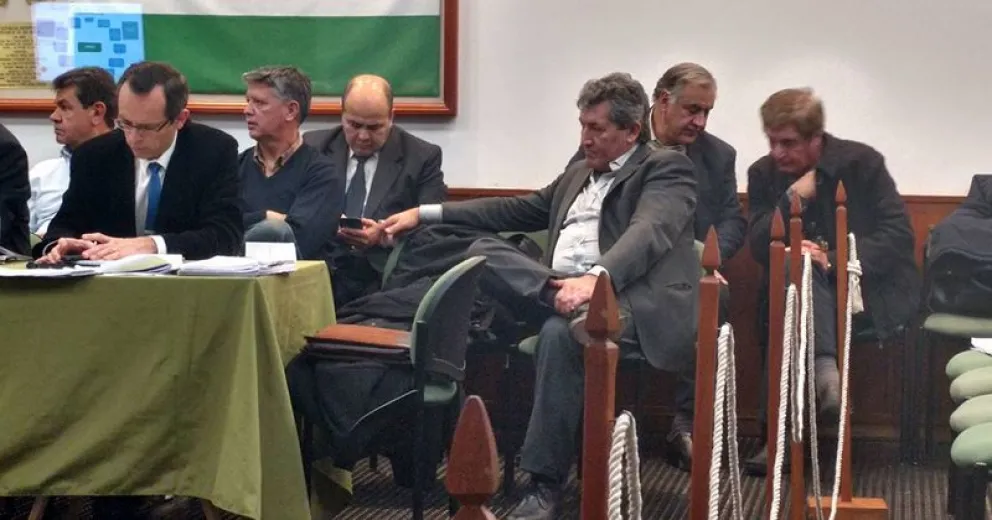 El STJ confirmó condenas a exfuncionarios provinciales por sobresueldos