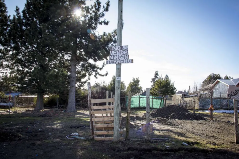 En Bariloche hay 10 mil personas anotadas a la espera de lotes o viviendas