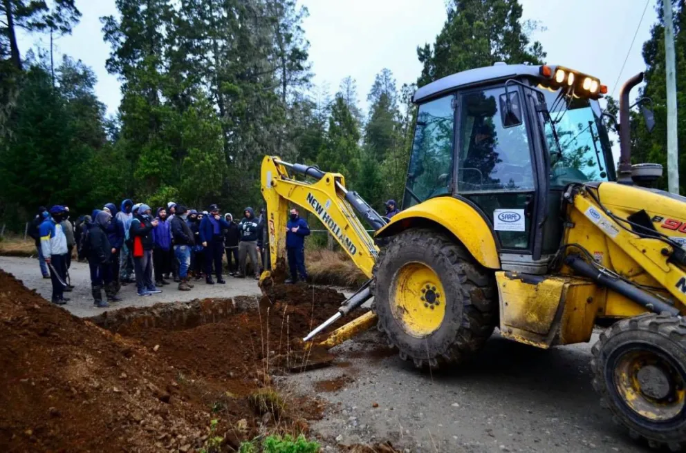 Juez Federal rechazó desalojar a ocupantes de El Bolsón y pide que se les de alojamiento   