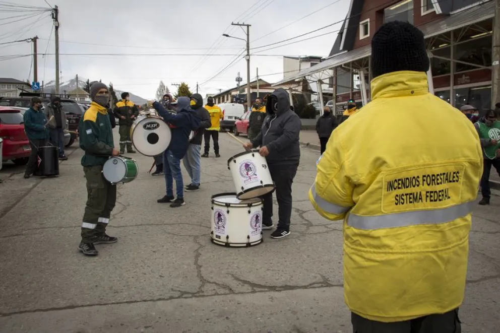 “La brigada no tiene herramientas para hacer frente a un incendio forestal”