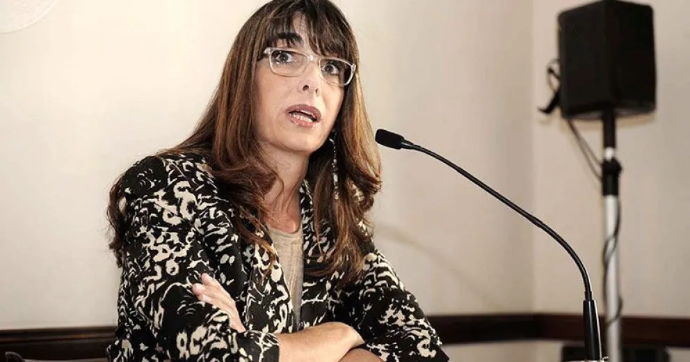 Bielsa: "No avalamos la toma de tierras, no creemos que sea el camino"