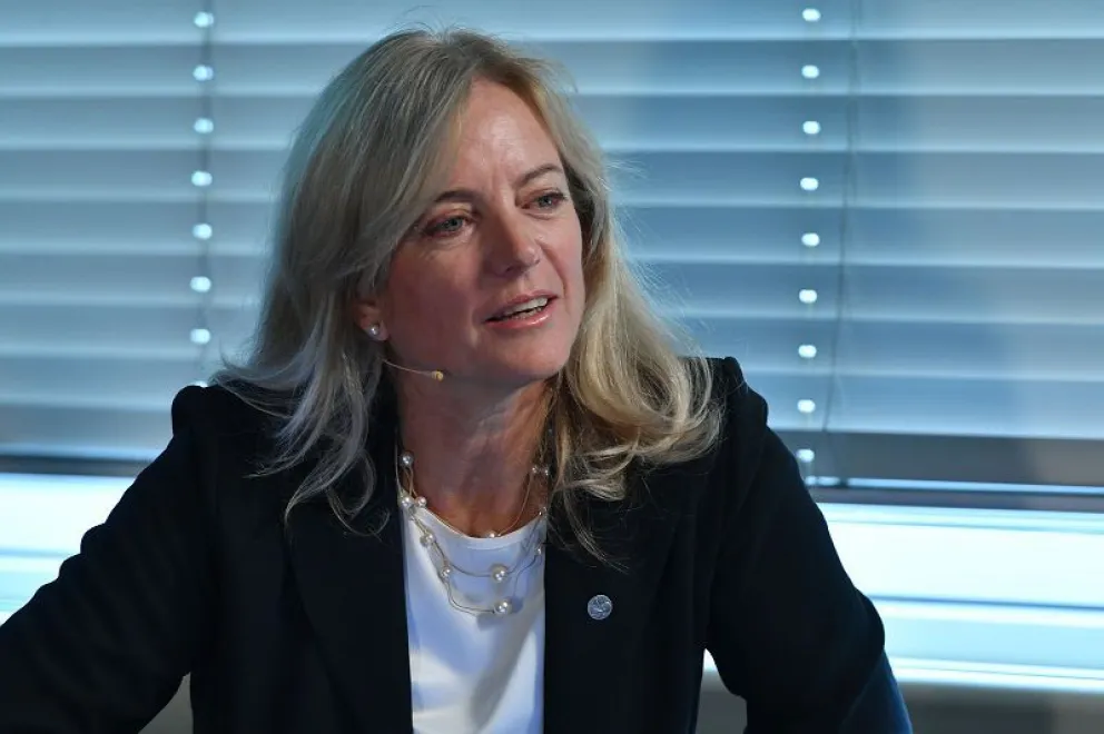 La física Karen Hallberg fue elegida consejera en prestigiosa sociedad de física