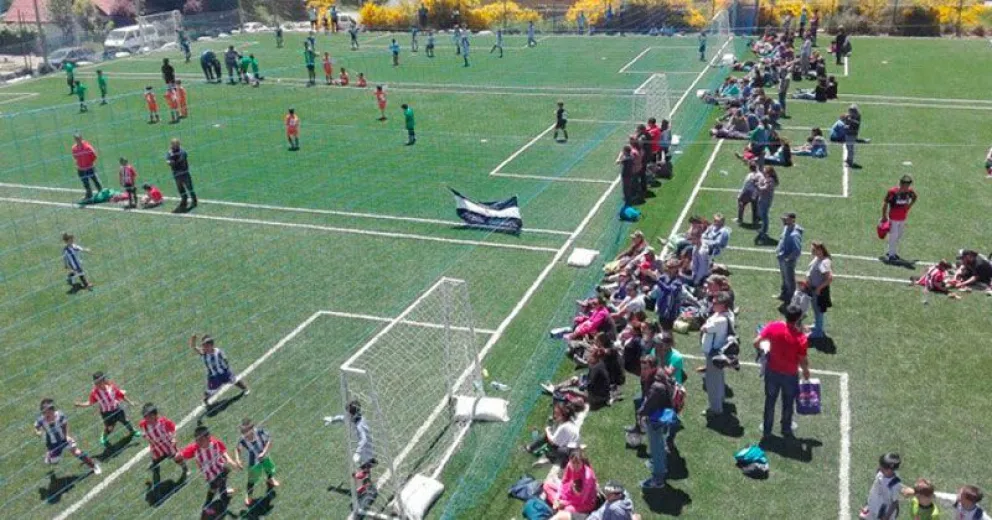LiFuBa proyecta un espacio para el fútbol infantil