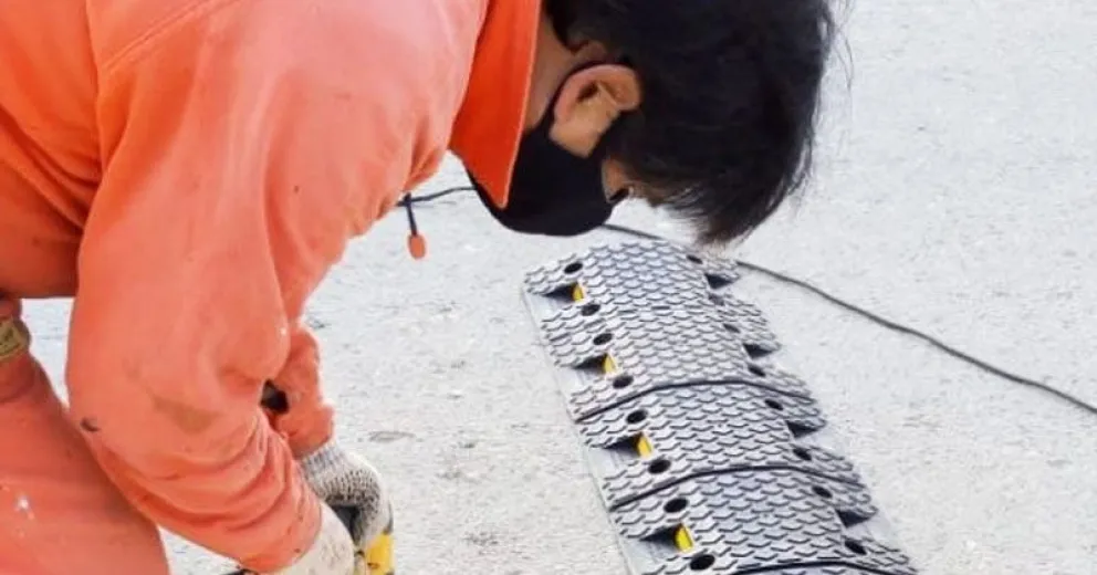 Por los excesos de velocidad, colocarán reductores y carteles en diversos barrios de Bariloche