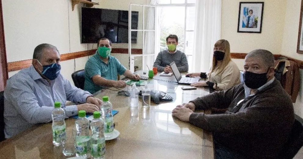 Los gremios estatales rechazaron la propuesta del gobierno y por ahora no hay acuerdo