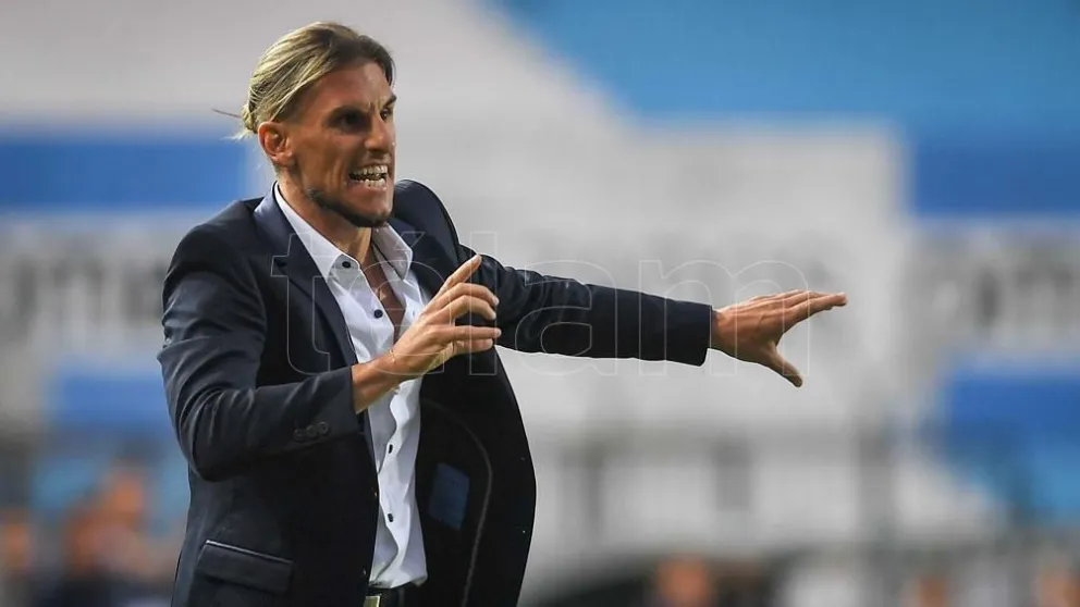 Racing visita a Alianza Lima con el objetivo de volver al triunfo