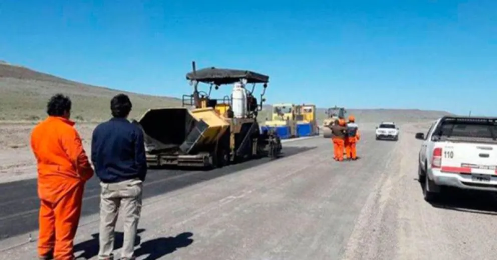 Afirman que en esta gestión se va a terminar la pavimentación de la ruta 23