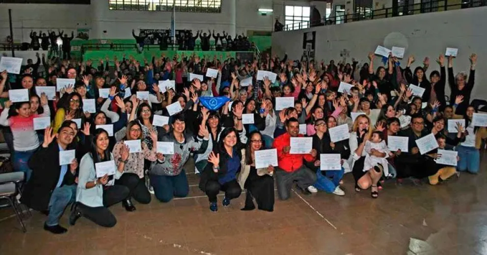 Cada vez son más las personas interesadas en aprender lengua de señas en Bariloche
