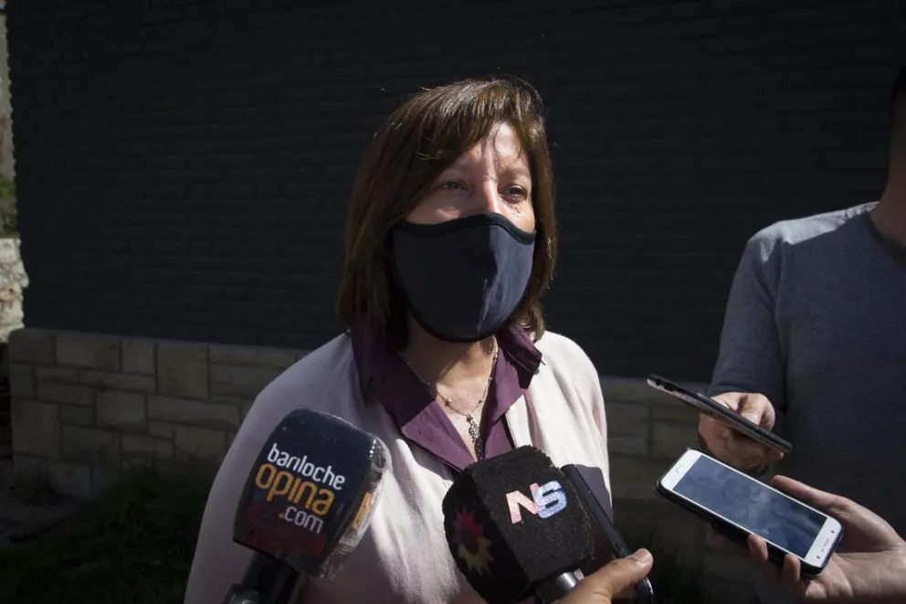 Arabela indicó que habrá que convivir con el virus y comenzar a abrir la llegada de visitantes