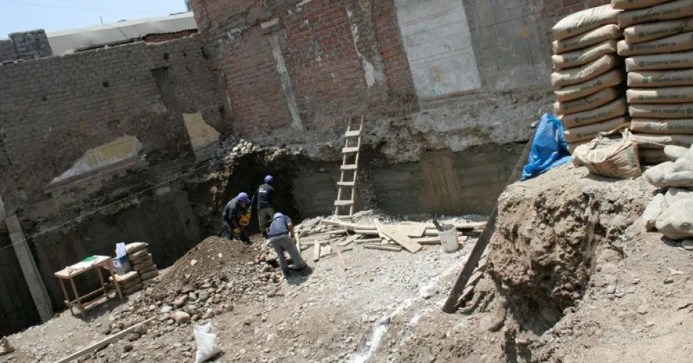 Preocupa la falta de protocolo en obras informales y advierten riesgo de contagios