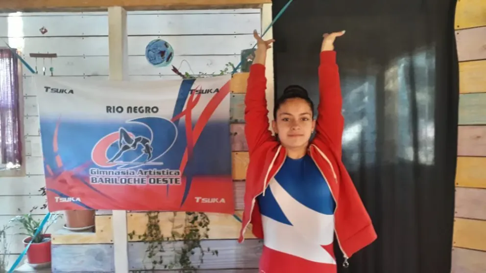 Excelentes actuaciones de gimnastas barilochenses en un evento internacional virtual