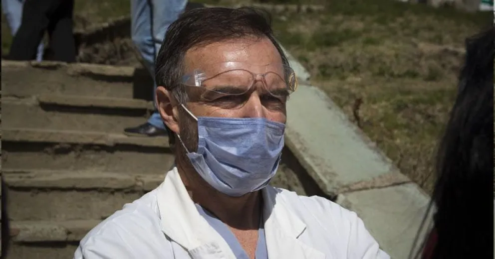 Cirujano del hospital: “Estamos indignados por el acuerdo salarial de los gremios”