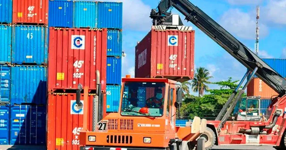 Indec señala que en julio la actividad económica cayó 13,2%