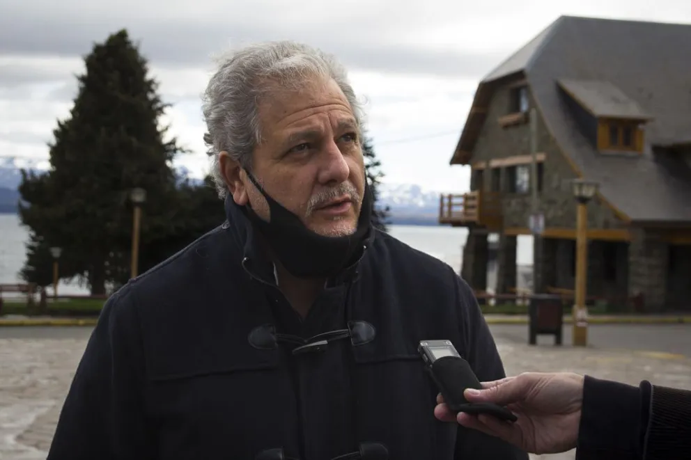 Conflicto en Mascardi: “Esto no puede seguir, es una toma de gente violenta"