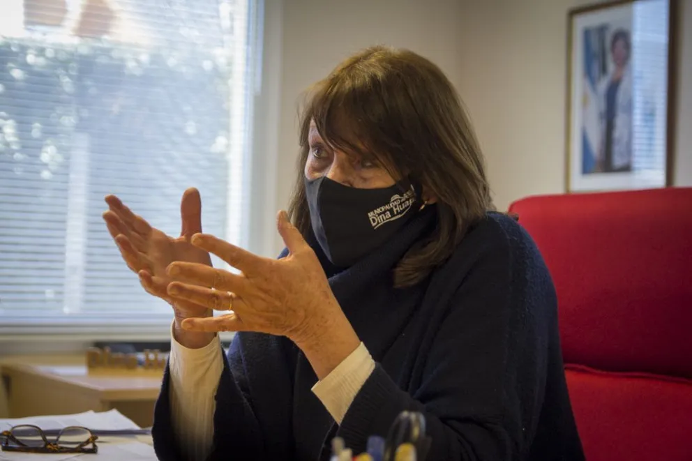 Dina Huapi pretende traer sus desechos cloacales a Bariloche a través de un colector