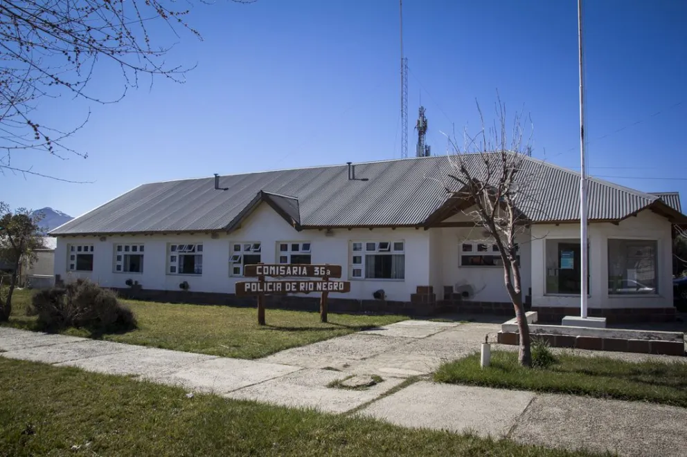 Sorprendieron a dos delincuentes que habían robado en dos viviendas de Dina Huapi