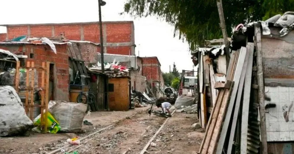 En el primer semestre del año el índice de pobreza subió al 40,9%