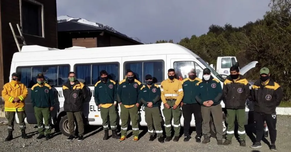 Combatientes de SPLIF Río Negro viajan a los incendios de Córdoba
