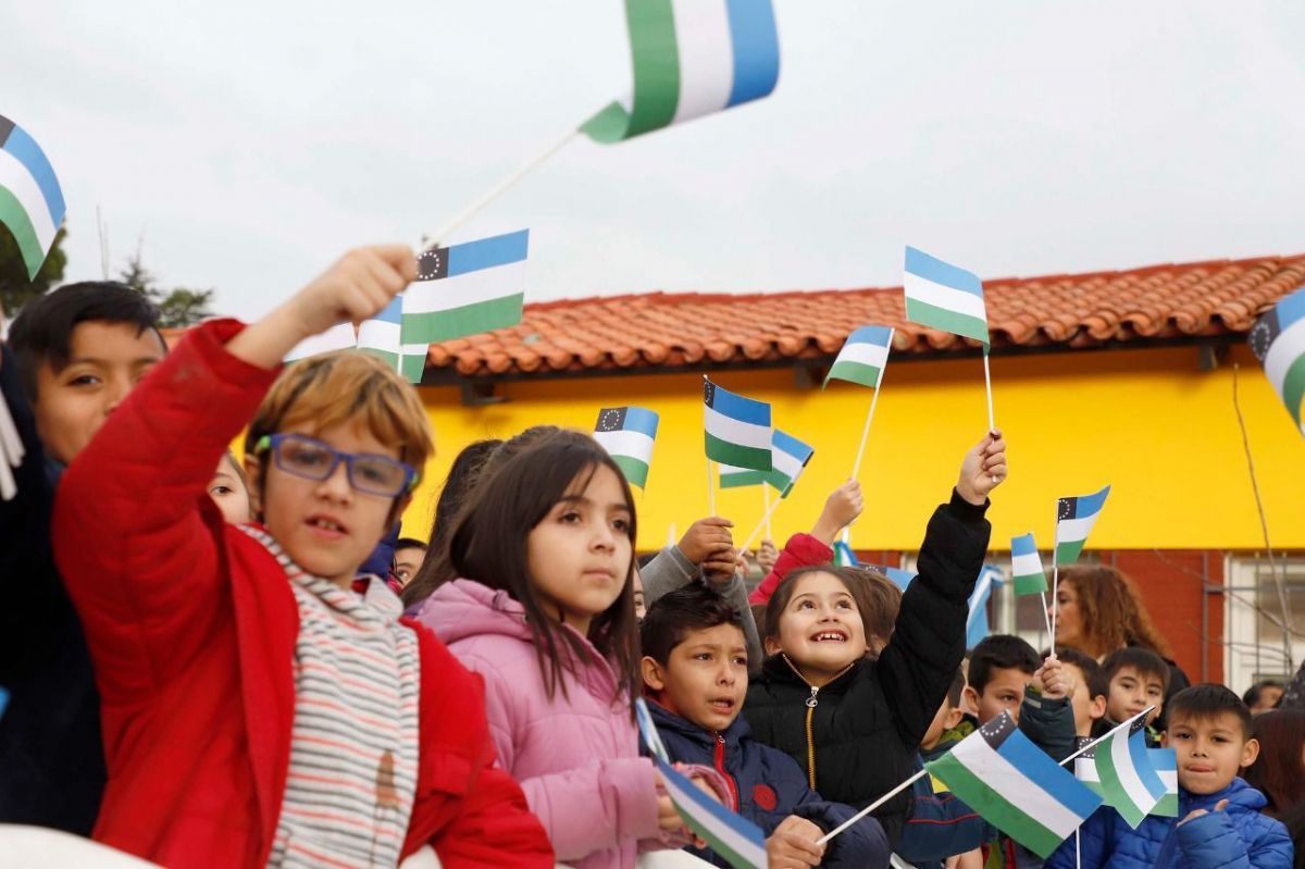 La bandera de Río Negro cumple 11 años ¿Qué simbolizan sus colores y