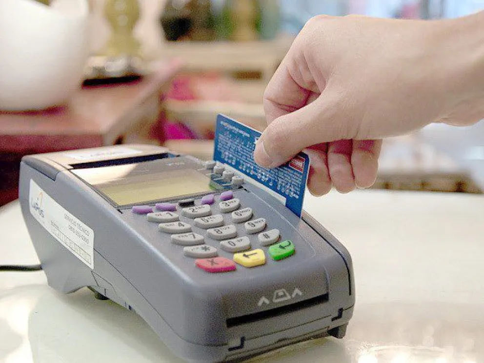 AHORA 12: Habrá sanciones para los comerciantes que no cumplan