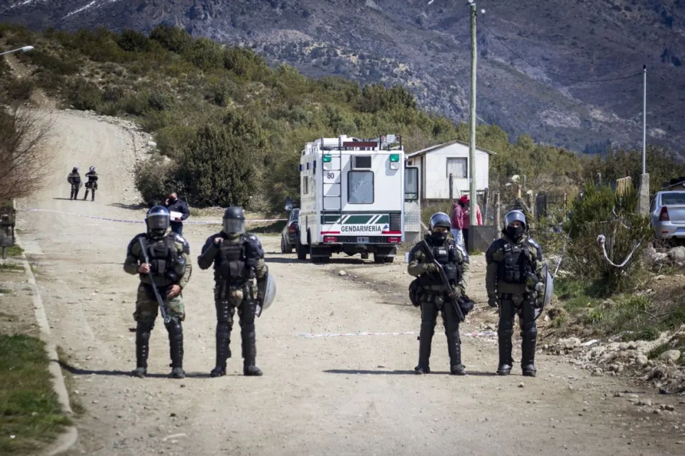 Las dos hipótesis que tomaron más fuerza en relación al homicidio en el Nahuel Hue