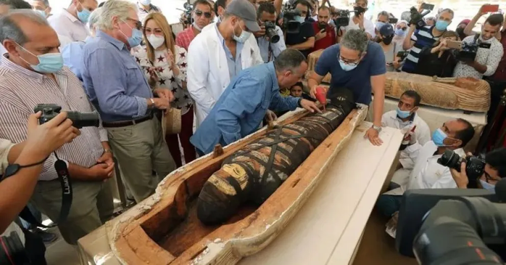 Egipto: hallan 59 sarcófagos intactos con momias de más de 2.600 años