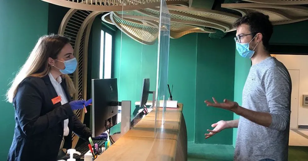 Más de 1.000 barilochenses se capacitaron para la apertura turística