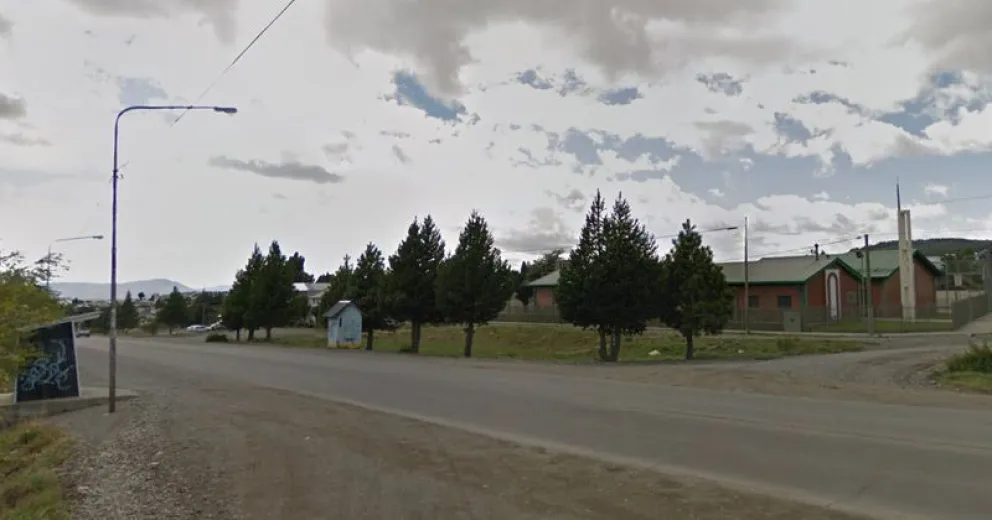 Paseaba con la réplica de  un arma de fuego en su cintura