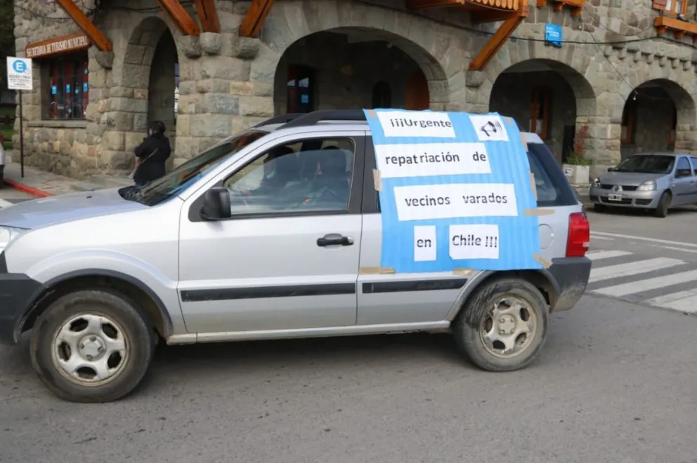 Regresan más de 60 rionegrinos varados en Chile y preparan un operativo mayor para traer a los que faltan