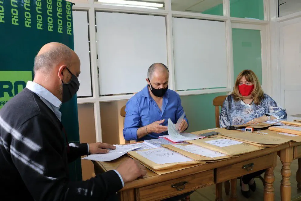 Ofertas para arreglar cinco escuelas de Bariloche