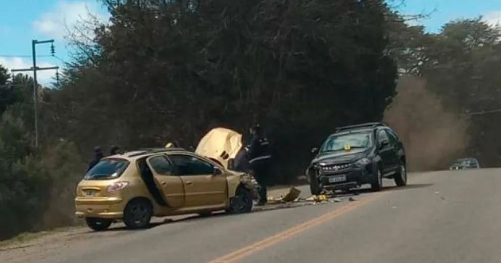 Una persona trasladada al hospital tras fuerte choque en Pioneros