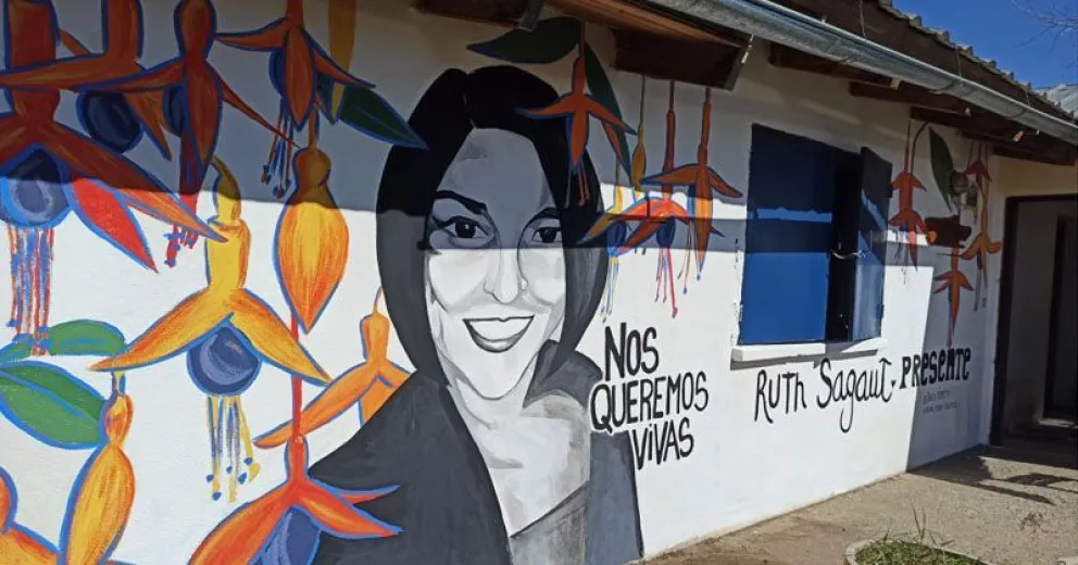 Pintaron el segundo mural para recordar a las víctimas de femicidio en Bariloche