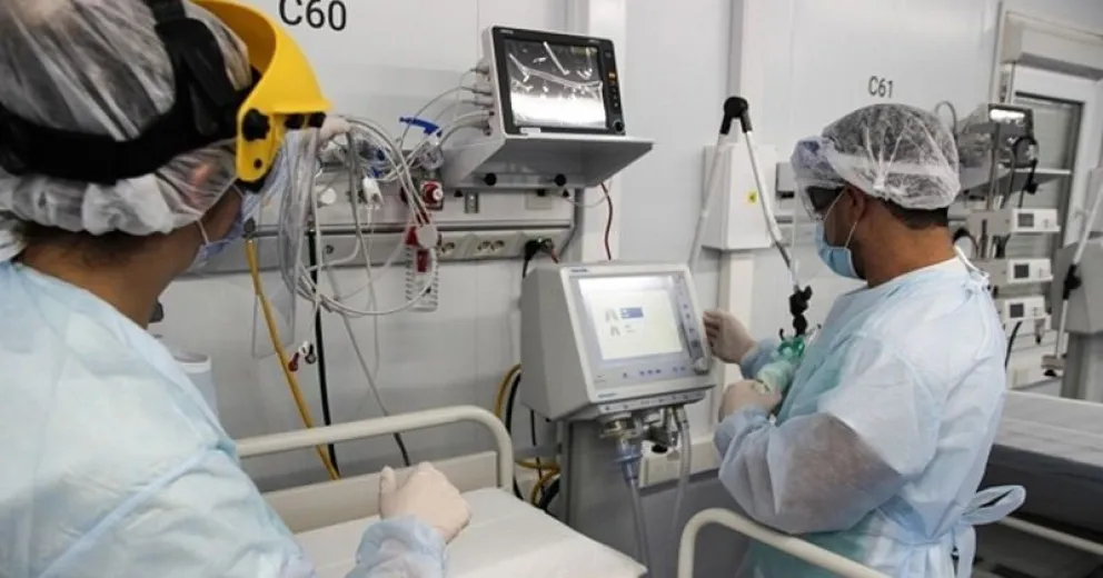 Mas de 9.500 nuevos casos positivos y murieron 318 personas por Covid-19