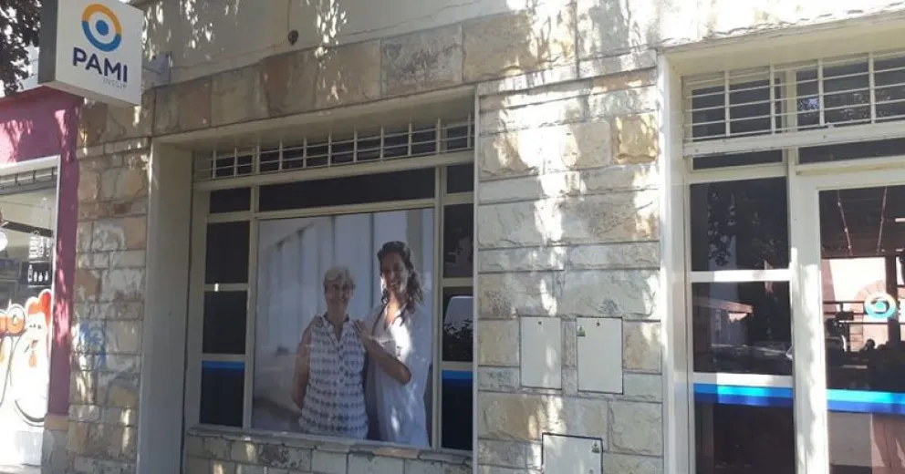 Oficinas de PAMI en paro en todo Río Negro