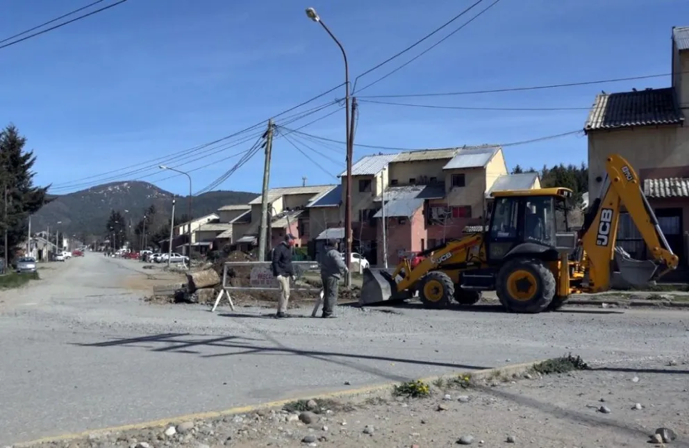 Comenzó la obra de pavimentación sobre calle Pablo Mange