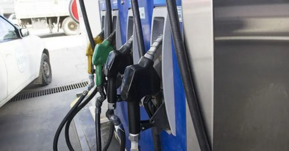 YPF aumentó un promedio del 3,5 % en los precios de naftas y gasoil