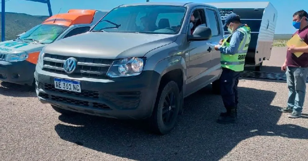 Siguen los controles en las rutas para turistas que viajan hacia Bariloche