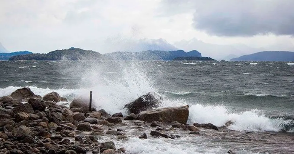 Habrá intensos vientos y cerraron todos los senderos del Parque Nacional