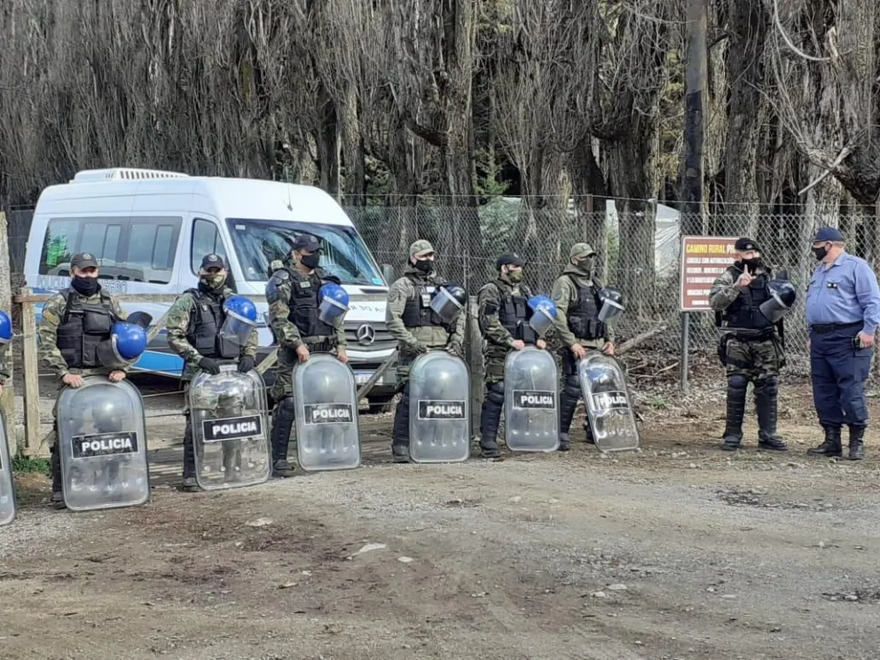 Efectivos del COER refuerzan la seguridad en El Foyel