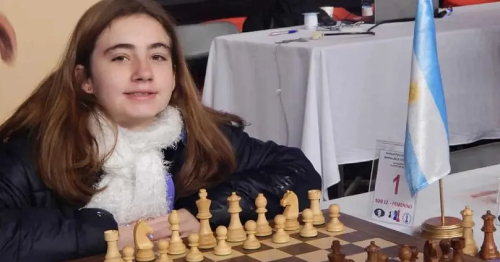 Candela, subcampeona mundial de ajedrez escolar