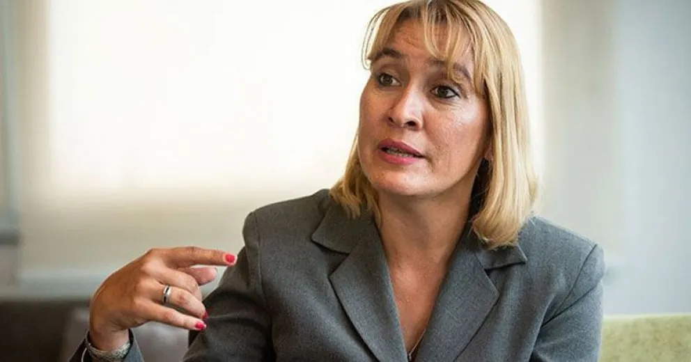 La diputada Lorena Matzen repudió "a los que desconocen a la autoridad democrática"