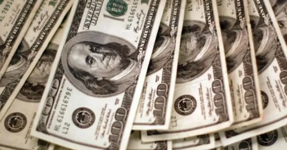 Se “cayó” el paralelo: bajó un peso