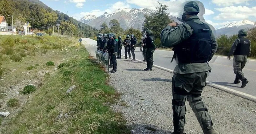Opiniones encontradas por la presencia de Gendarmería Nacional en Villa Mascardi