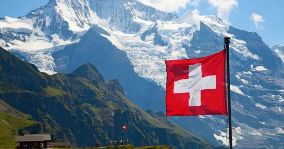 En Suiza proponen pagar 8.000 dólares a todos los ciudadanos