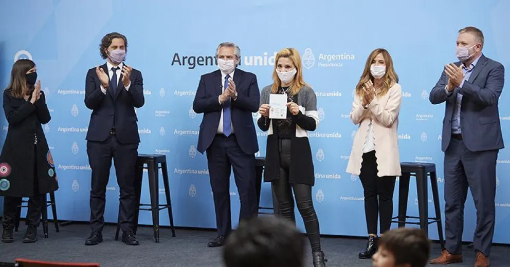 El Ministerio del Interior lanzó el certificado de pre-identificación para personas no registradas