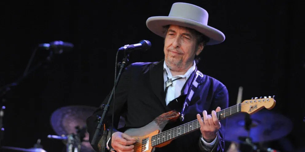 Bob es Dylan por miedo al antisemitismo